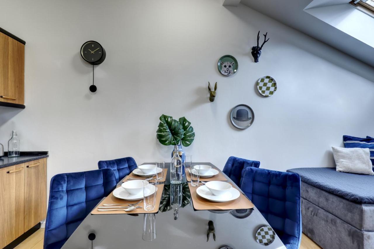 Spacious Old Town Loft For 6 Bratislava